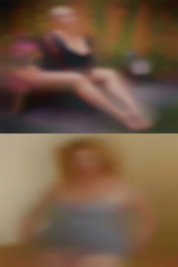 Happy and Outgoing naked woman guy !